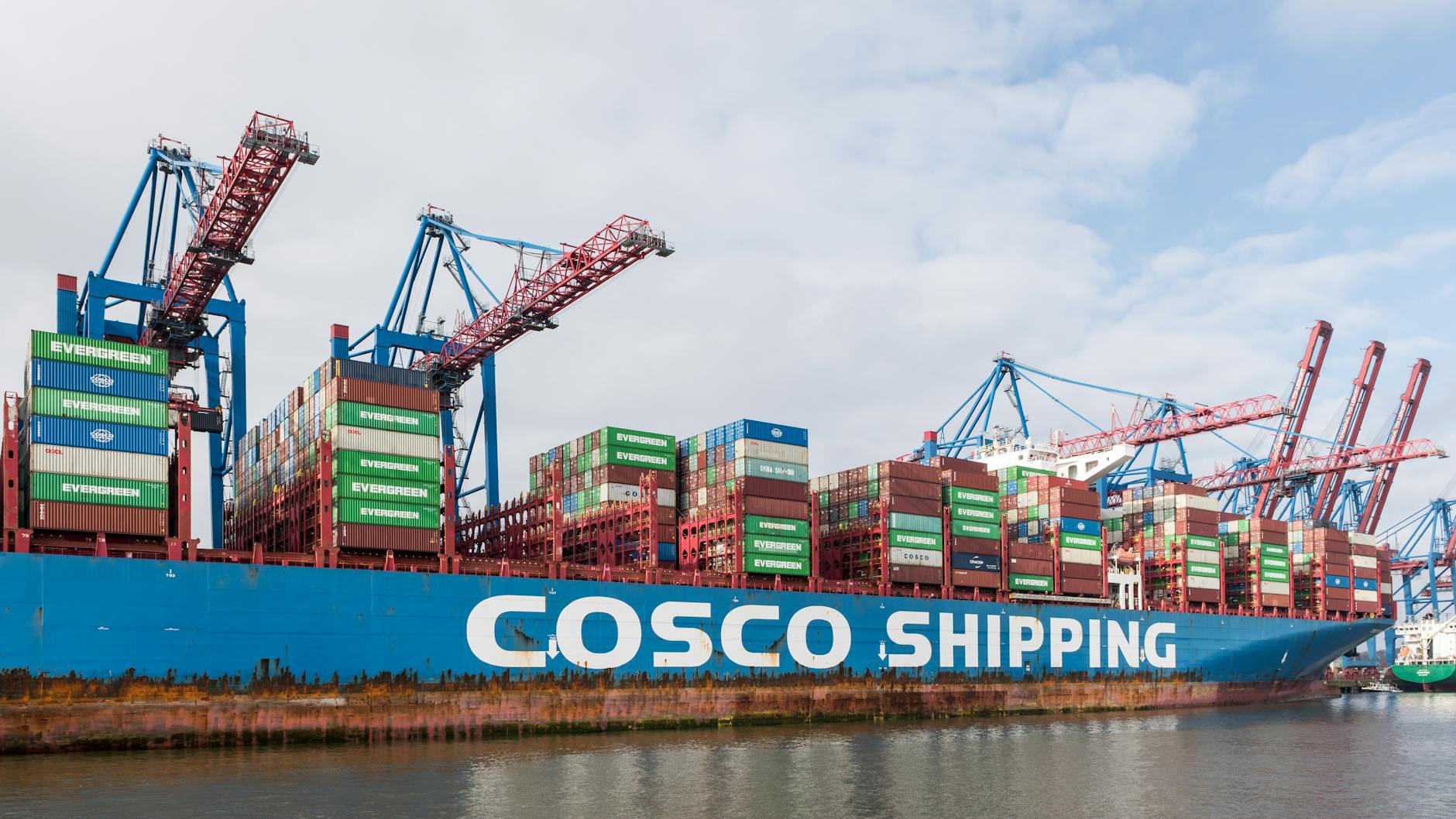Record Exports Could Drive U.S. Fuel Crunch Ahead of Summer Travel
