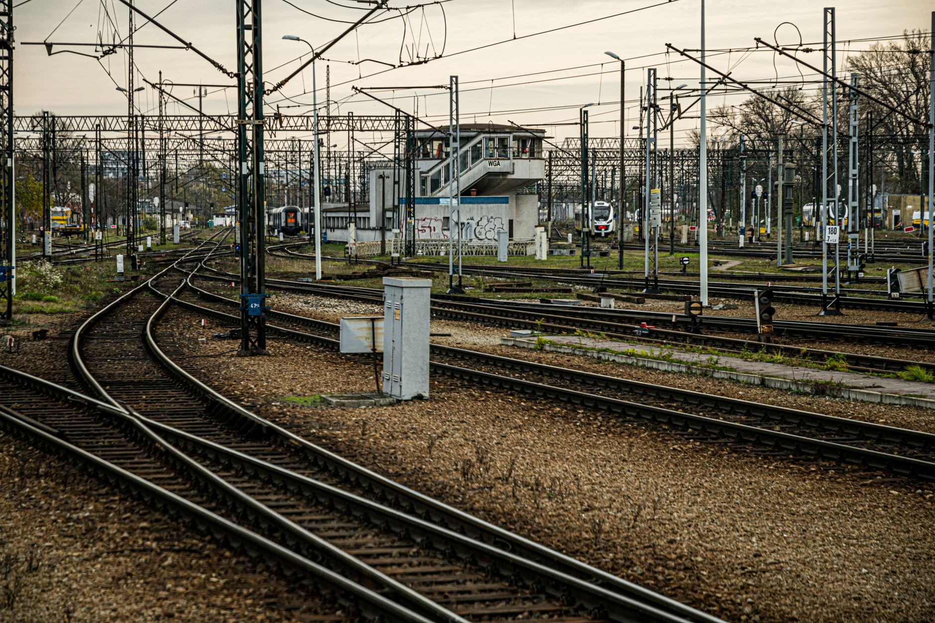 Ripple’s $200M Rail Acquisition Faces AngelList Wind-Down