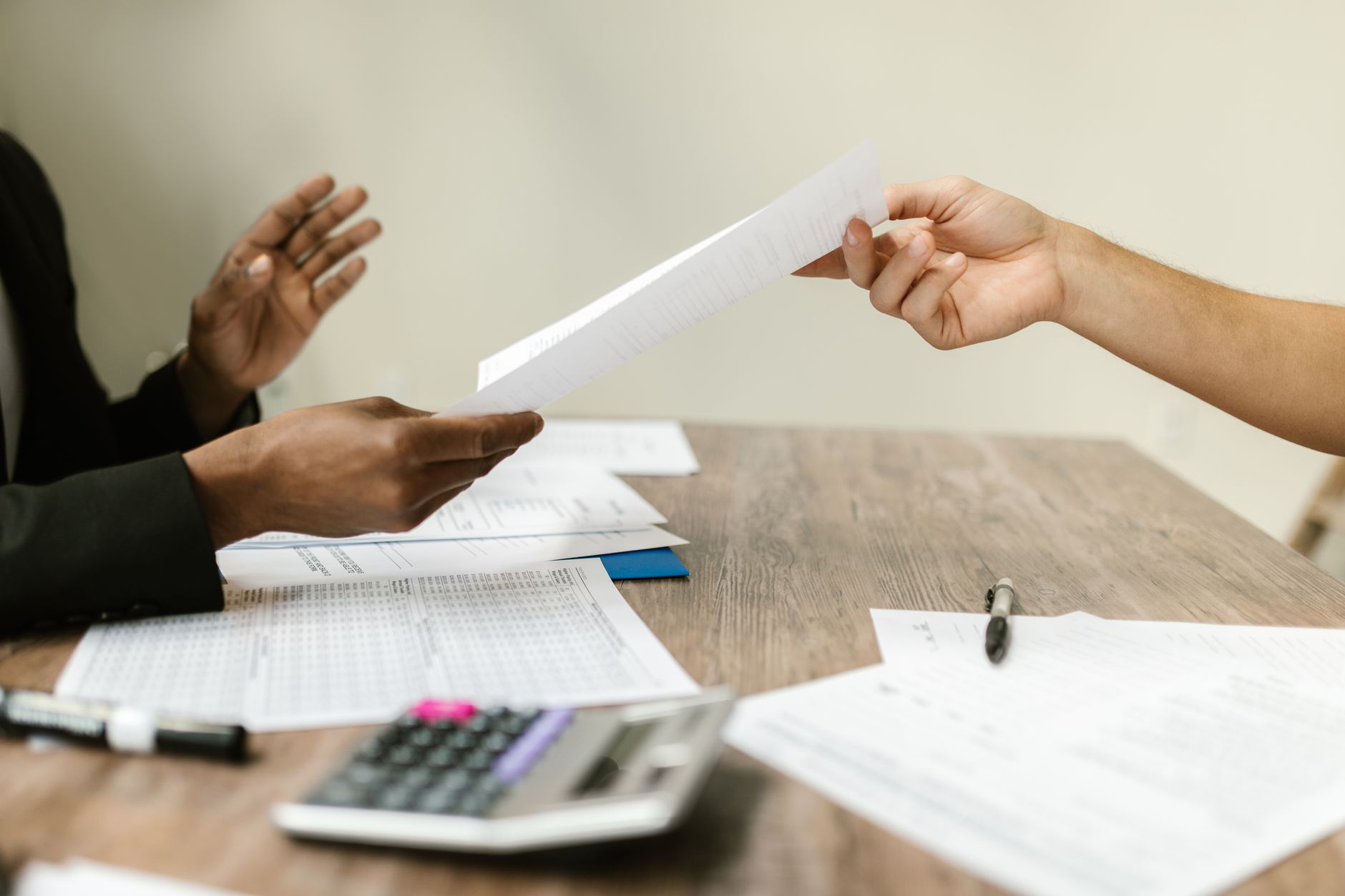 SBA Stops Lending to Green Card Holders Amid Policy Change