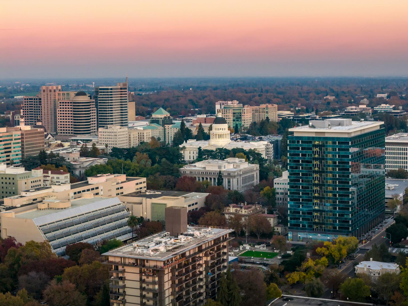 Silicon Valley Sees Only One Sane Democrat for Governor