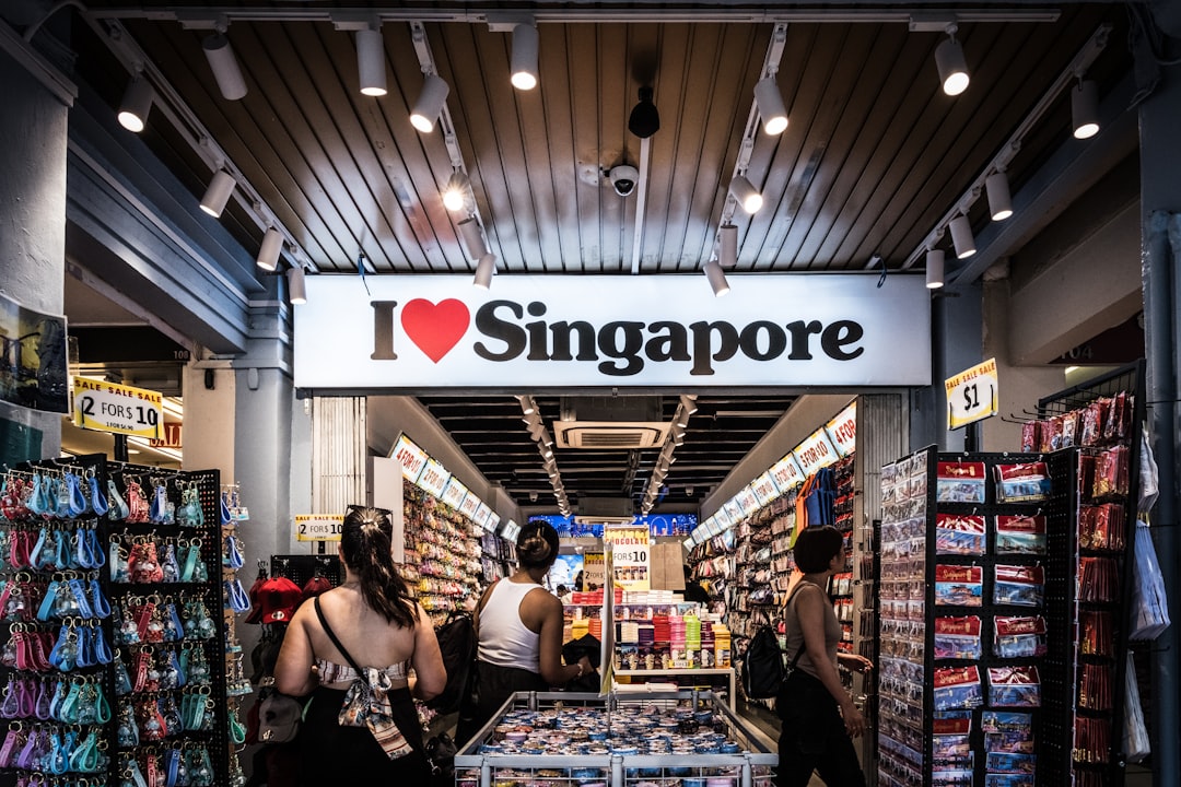 Singapore Puts Hyperliquid Warning, Sparks Consumer Scrutiny