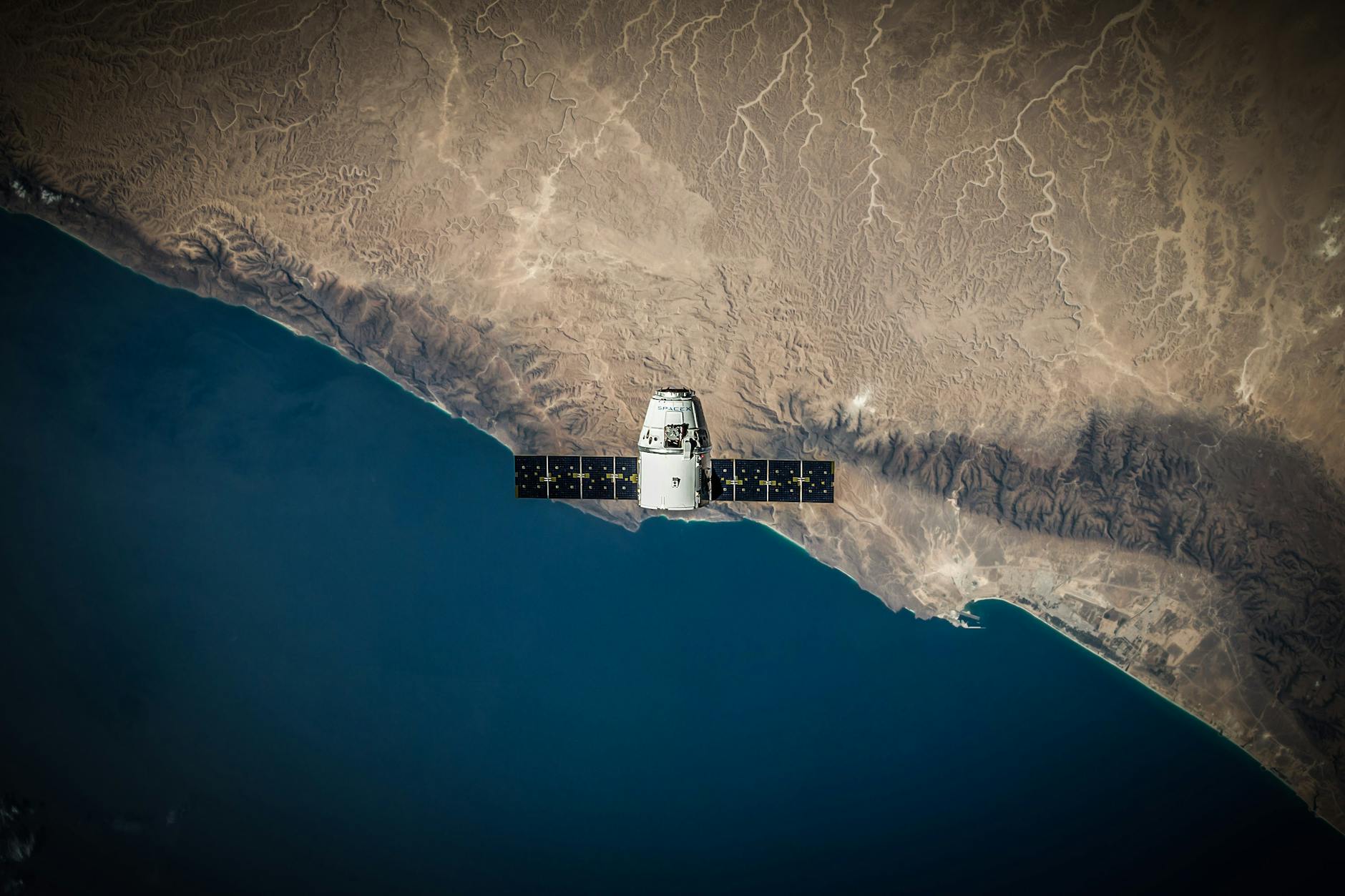 SpaceX Heads Into Record-Shattering IPO: Investors Bet Big