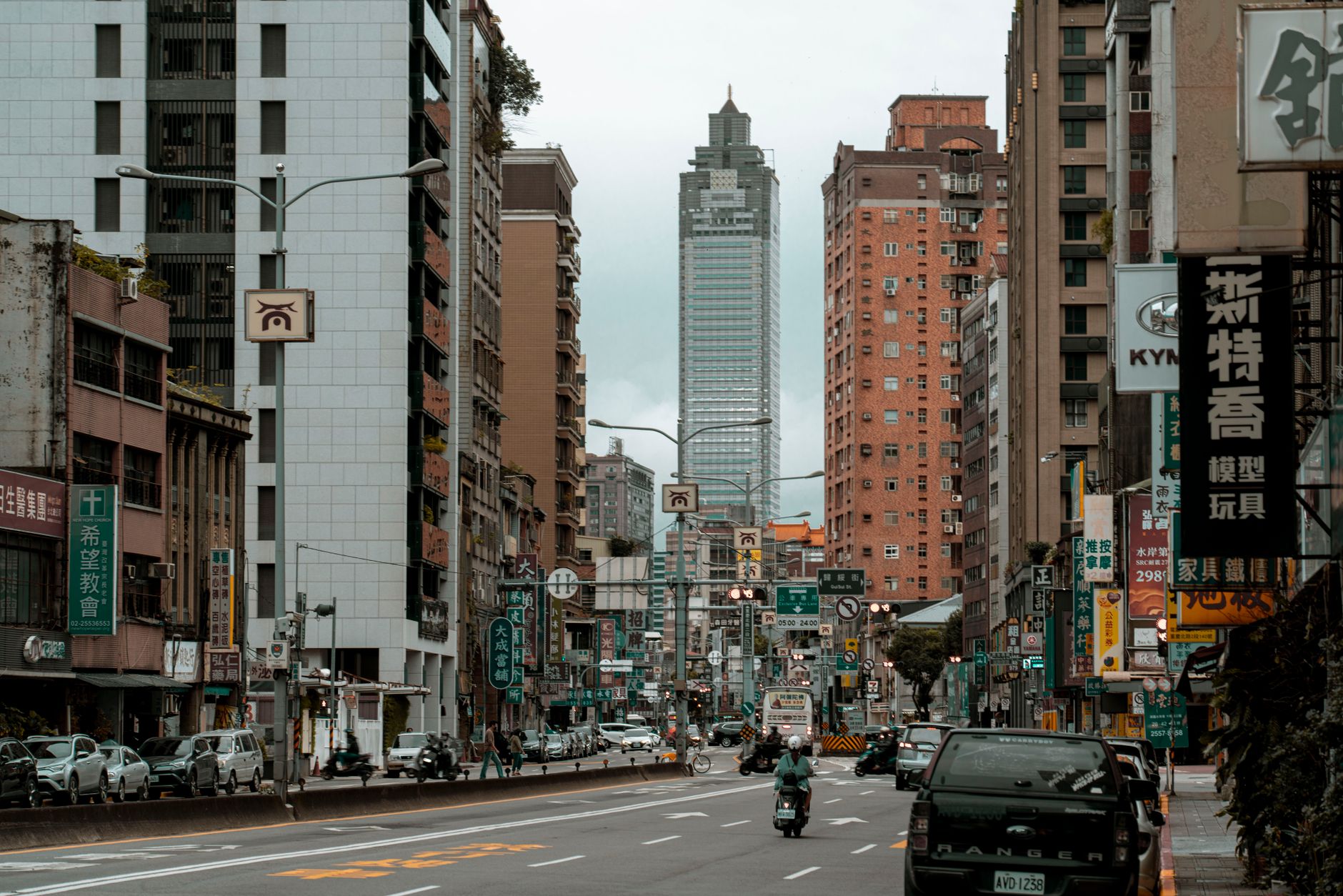 Taiwan Semi Price Prediction: Outlook Through 2030