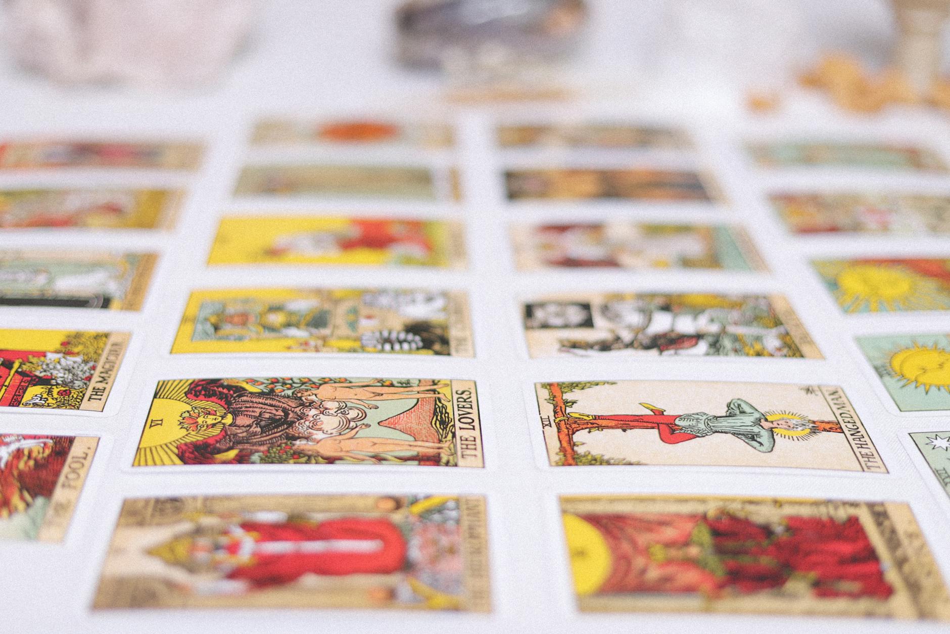 Talked Tarot Card Readers Split Over AI, Market Pulse