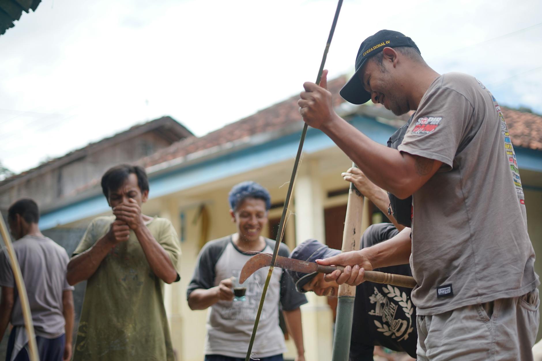 The Skill That Separates People From AI-Driven Thinkers