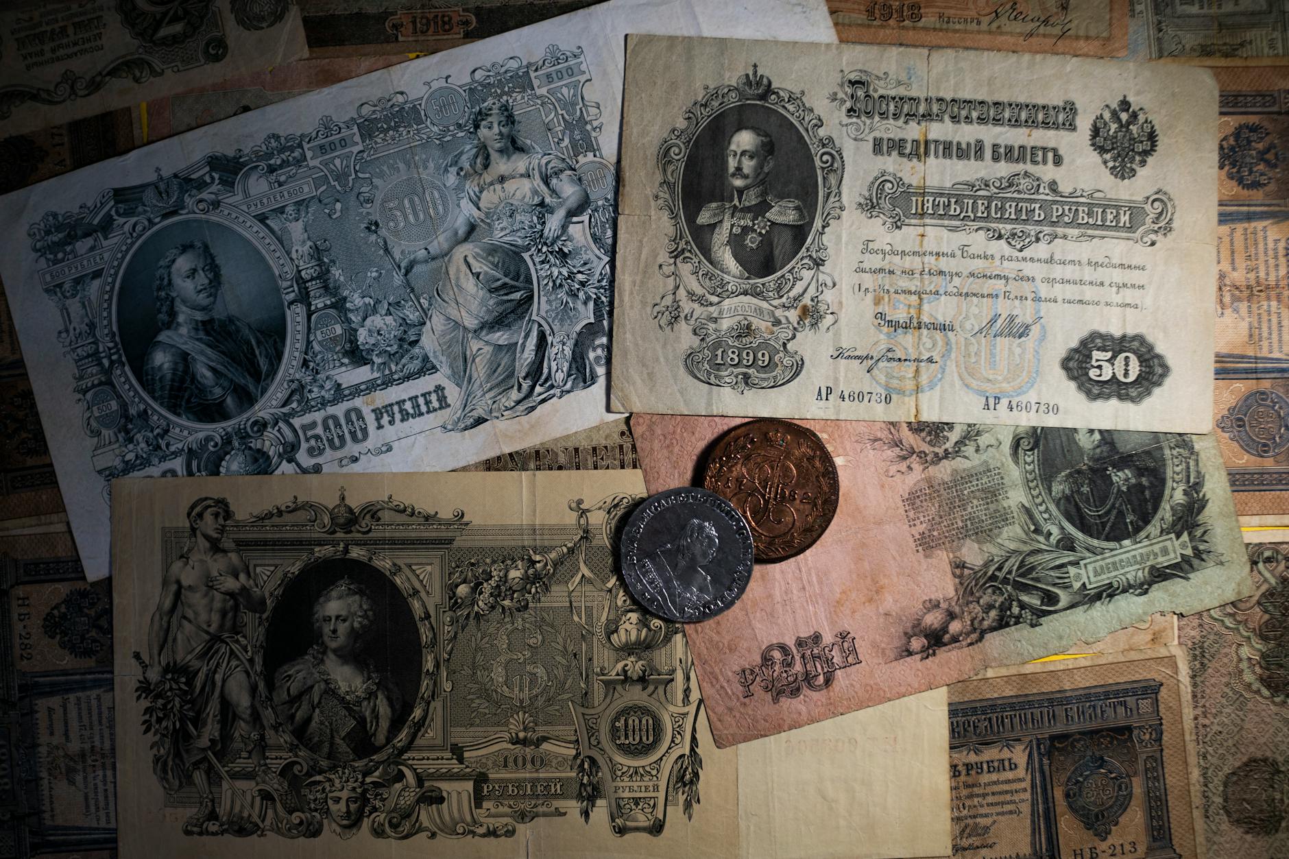 This Keeps Outperforming 500- Momentum ETF Eyes 2026