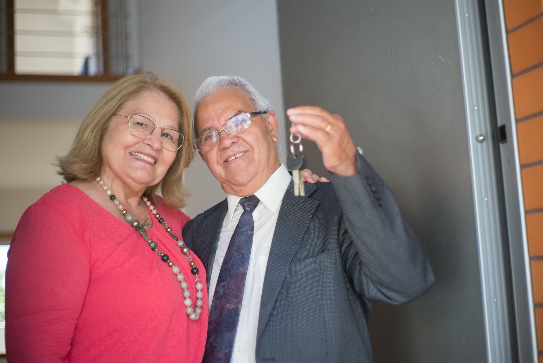 This Texas Couple Survive: One Income Dream vs Retirement