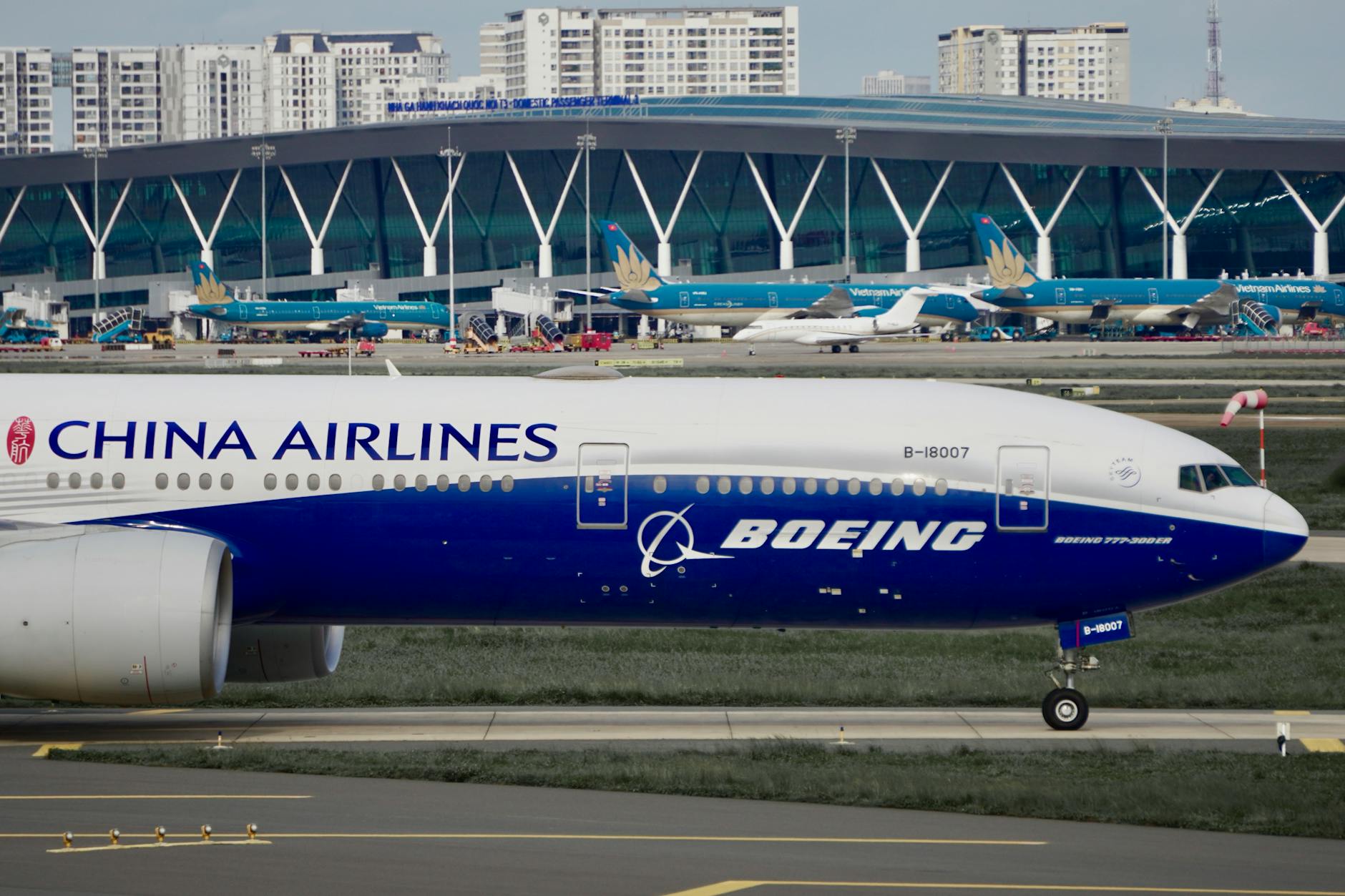Trump Bought Boeing Stock as 200-Plane China Deal Emerges