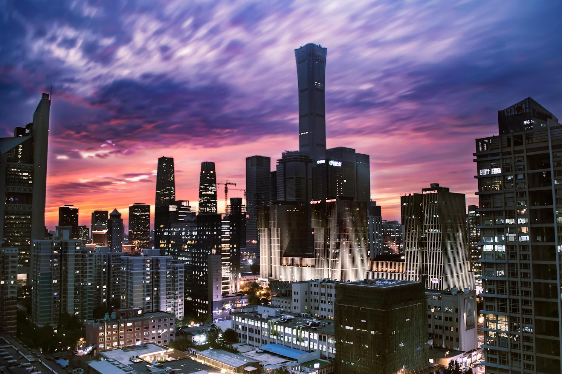 Trump Heads Beijing High-Stakes Summit: Crypto Markets React