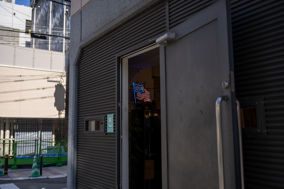 Trump Seeks Close $1.6 Trillion Tariff Gap with New Rules