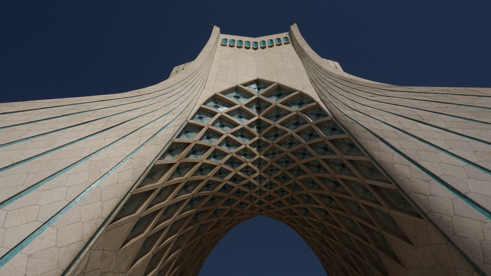 U.S. Launches Strikes Iran as Markets React to Escalation