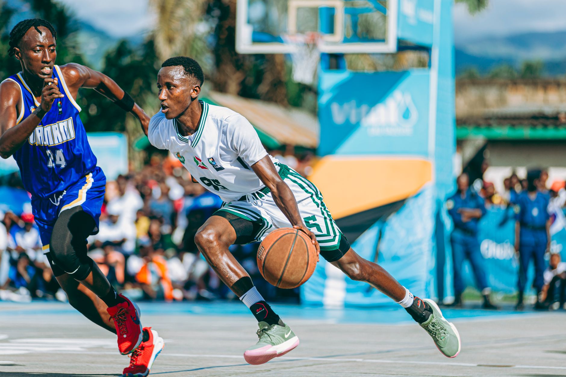 Victor Wembanyama Nearly Egged as NY Crowd Sparks Costs