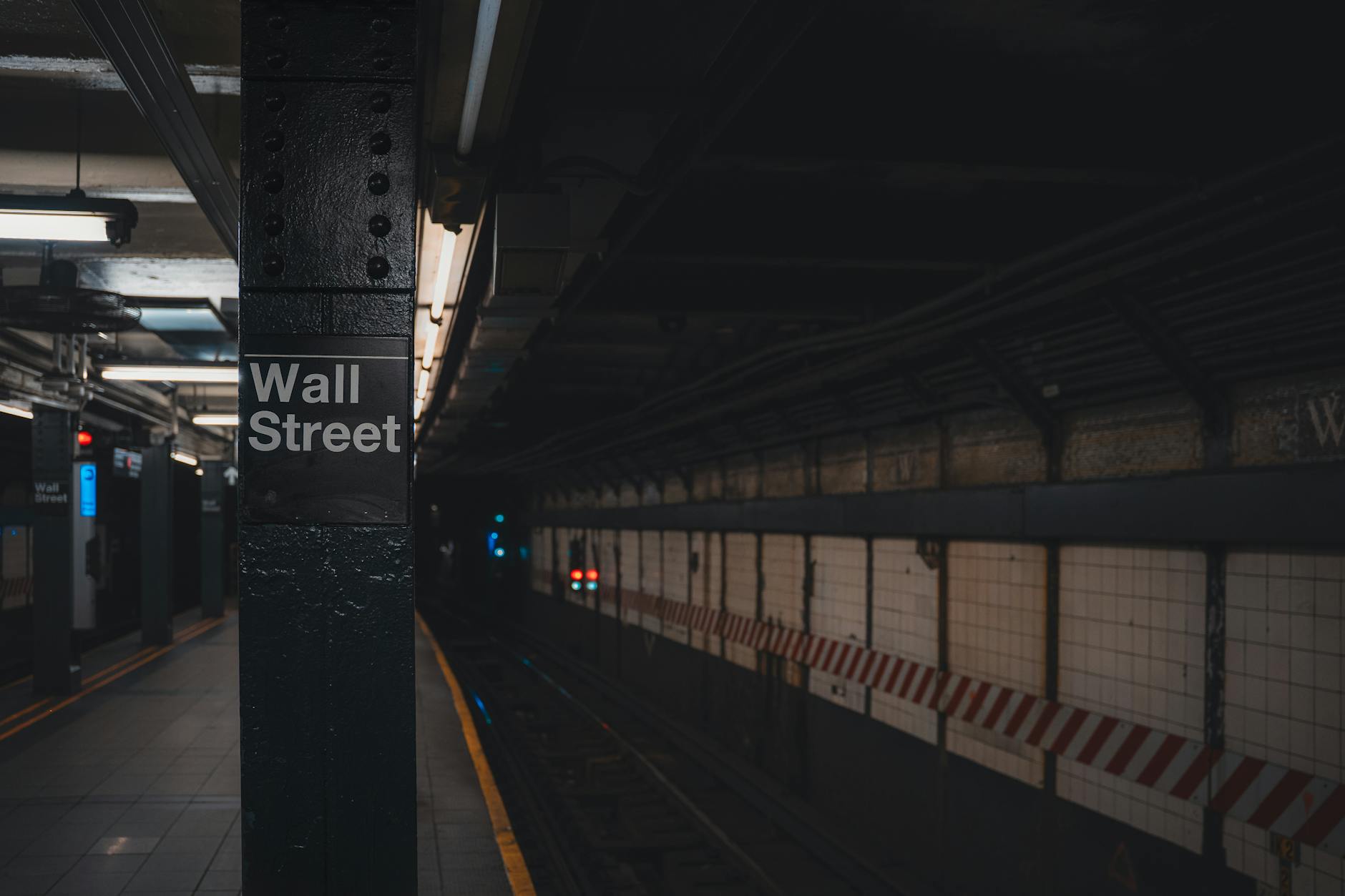 Wall Street Giant Morgan Sets Crypto Trading Edge with E*TRADE Push