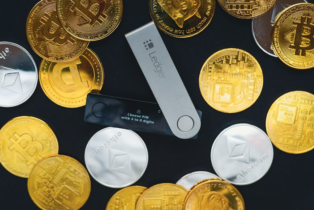Warsh Debuts at FOMC as Crypto Markets Stand Firm Today