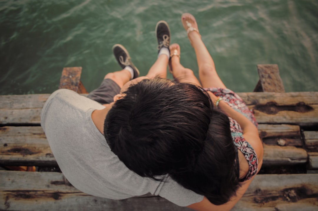 When Couples Have Gap: A Financial Toll on Investors