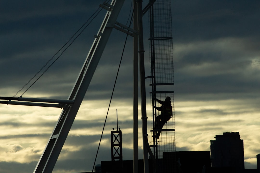 Case study: a hypothetical offshore driller with $7.5 backlog