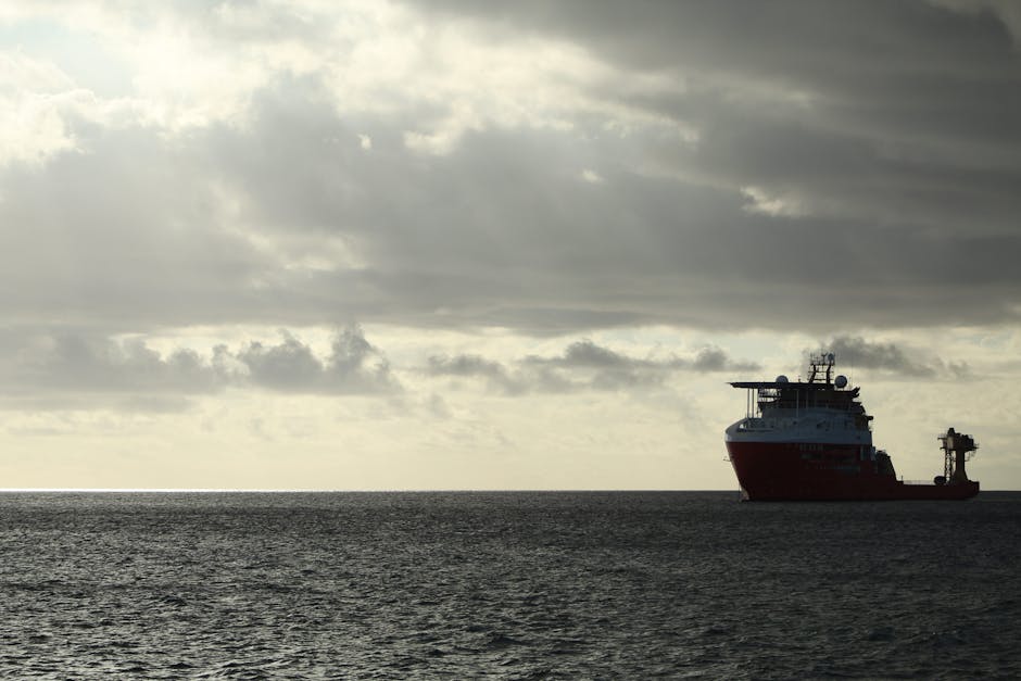 
  
    Oil price: near $100 per barrel in latest trading, signaling ongoing energy-market tension and potential downstr