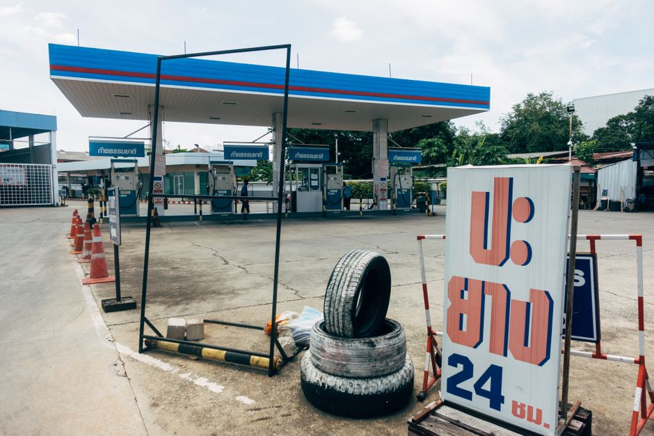 From Pump to Wallet: How Oil Moves Into Gasoline Prices
