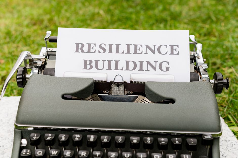 Conclusion: build a resilient plan that outlasts headlines