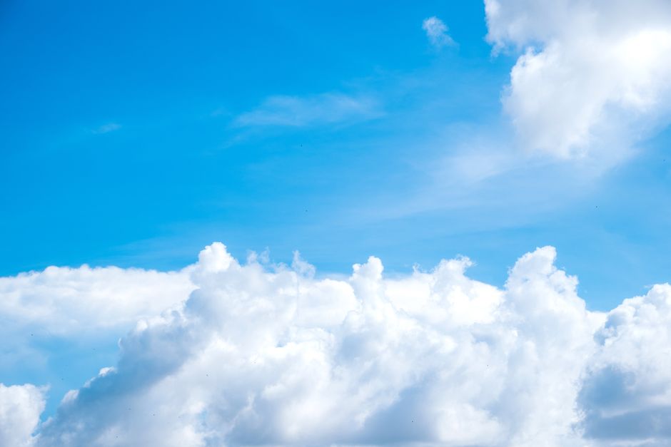 Which Cloud Stock Is The Better Buy? A Practical Framework