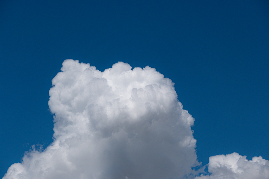 Deep Dive: The AI and Cloud Narrative Behind the Numbers
