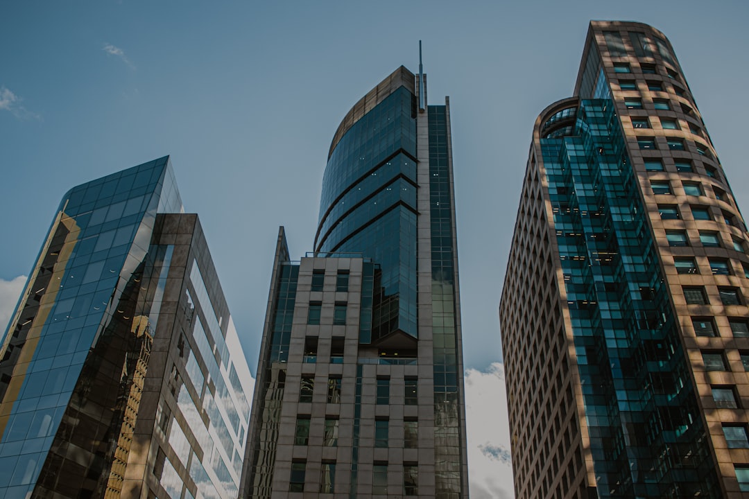 Real estate abroad and diversification