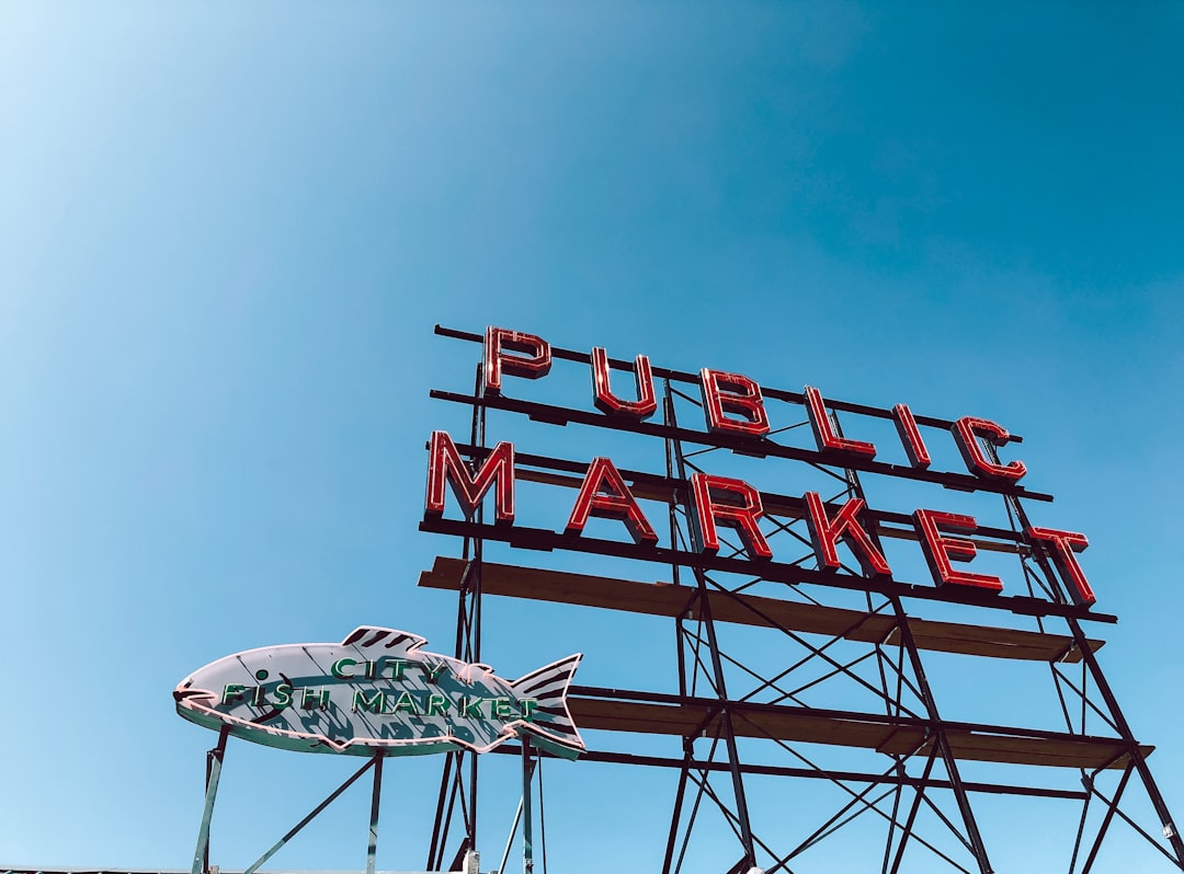 Market Pulse and Strategic Context
