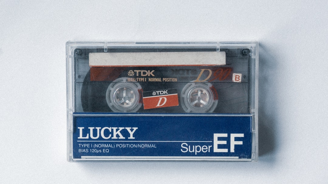 Fundamentals First: How to Read the Tape Without Emotional Noise