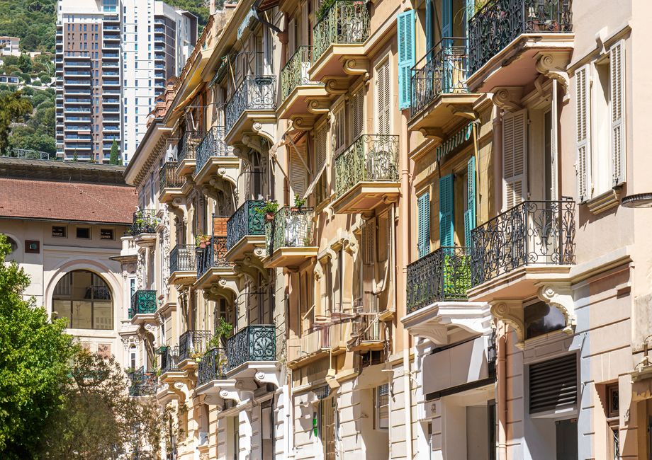 Why the Riviera Still Calls Investors and Retirees