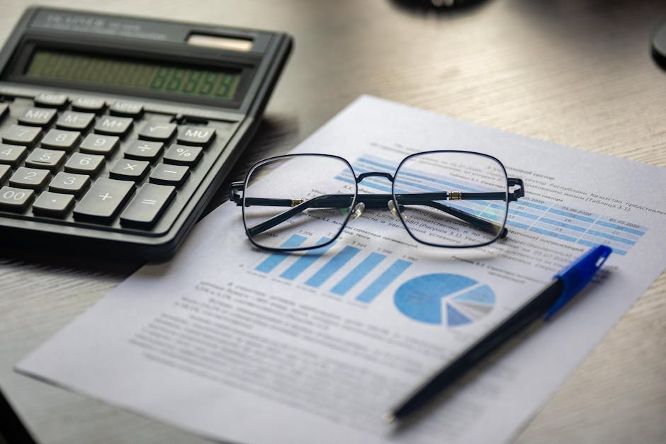 How to Build a Career and a Bank Account That Can Weather Both Storms and Spotlight