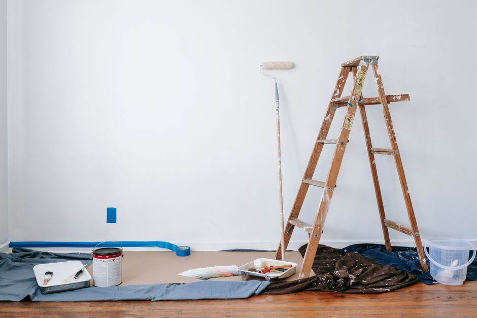 Why DIY can look attractive for a 54-year-old with time to retirement