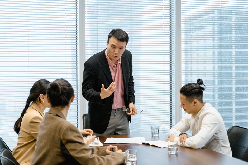Managing Expectations and Communicating About Dress Codes
