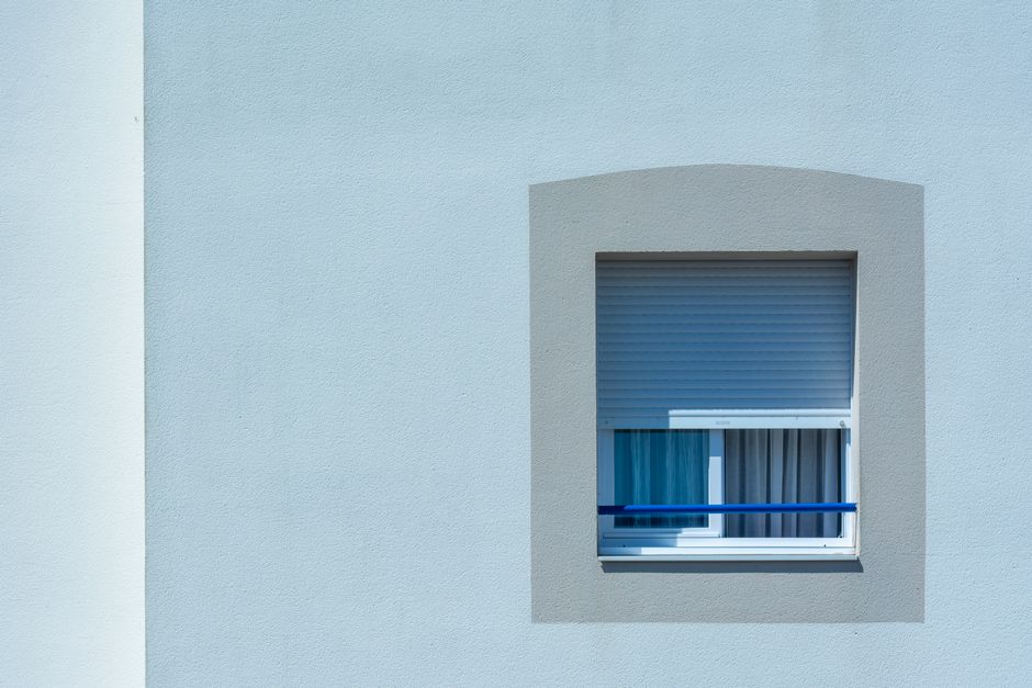 Bracket Smoothing: A Window to Convert to Roth