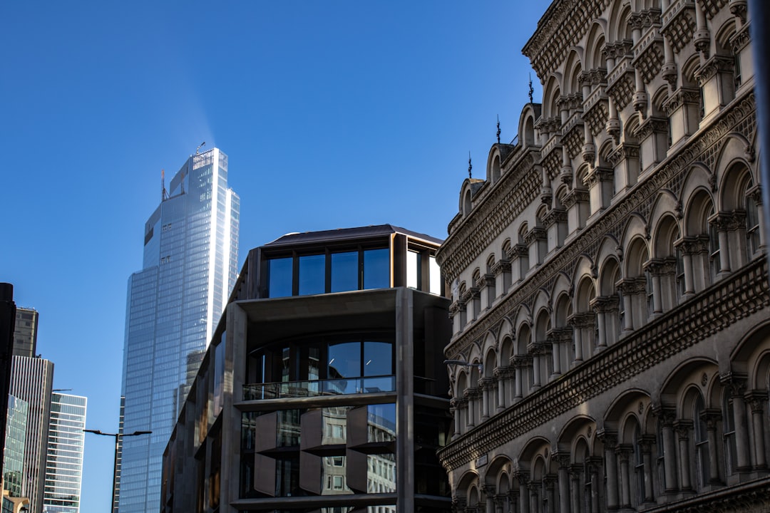 Spotlight On The Two Stocks At The Intersection