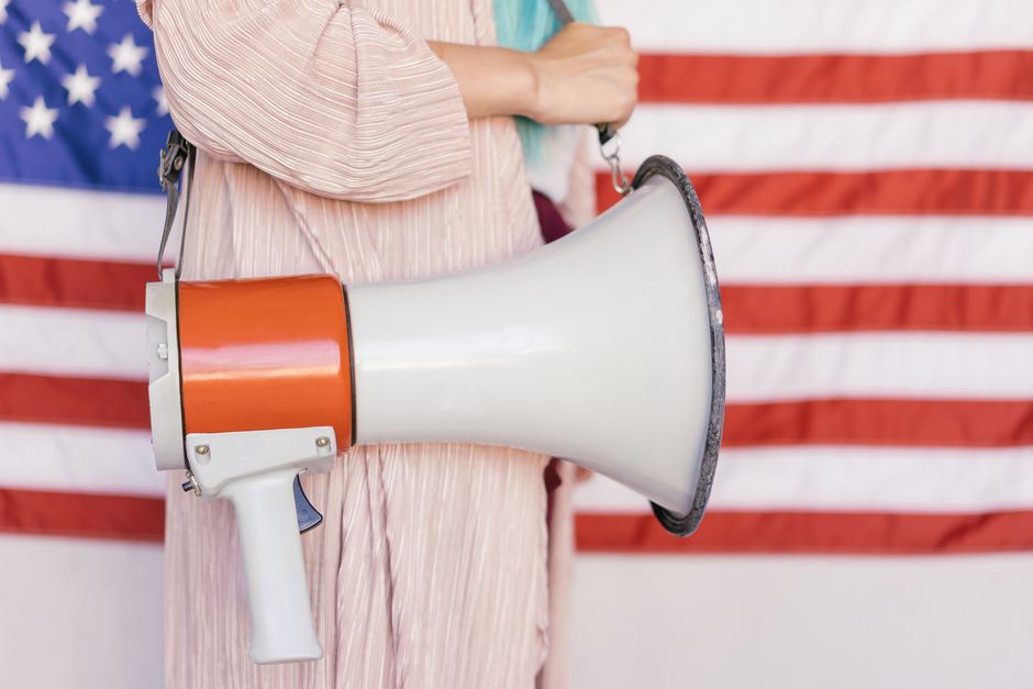 Fed Independence and the Political Pressure Threshold