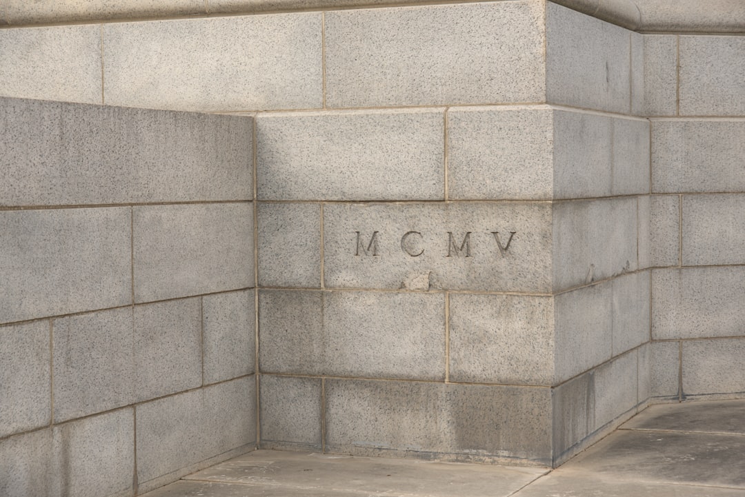 McCormick's Margin Challenge: Tariffs, Commodities, and Recovery Prospects