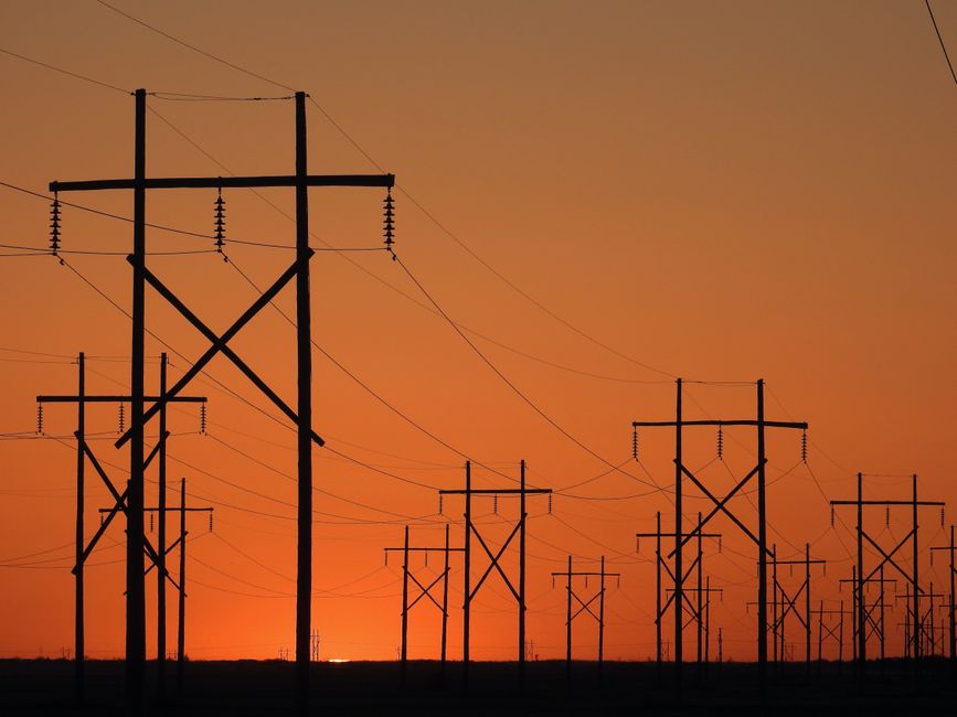 Why Energy Infrastructure Often Delivers Stable Payouts