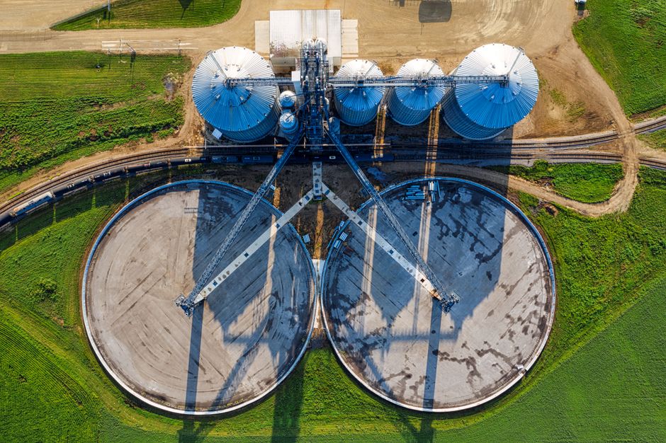 Commodity Futures: Energy, Metals, and Agriculture