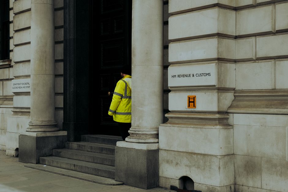 H2 What to Do If You Suspect a Scam