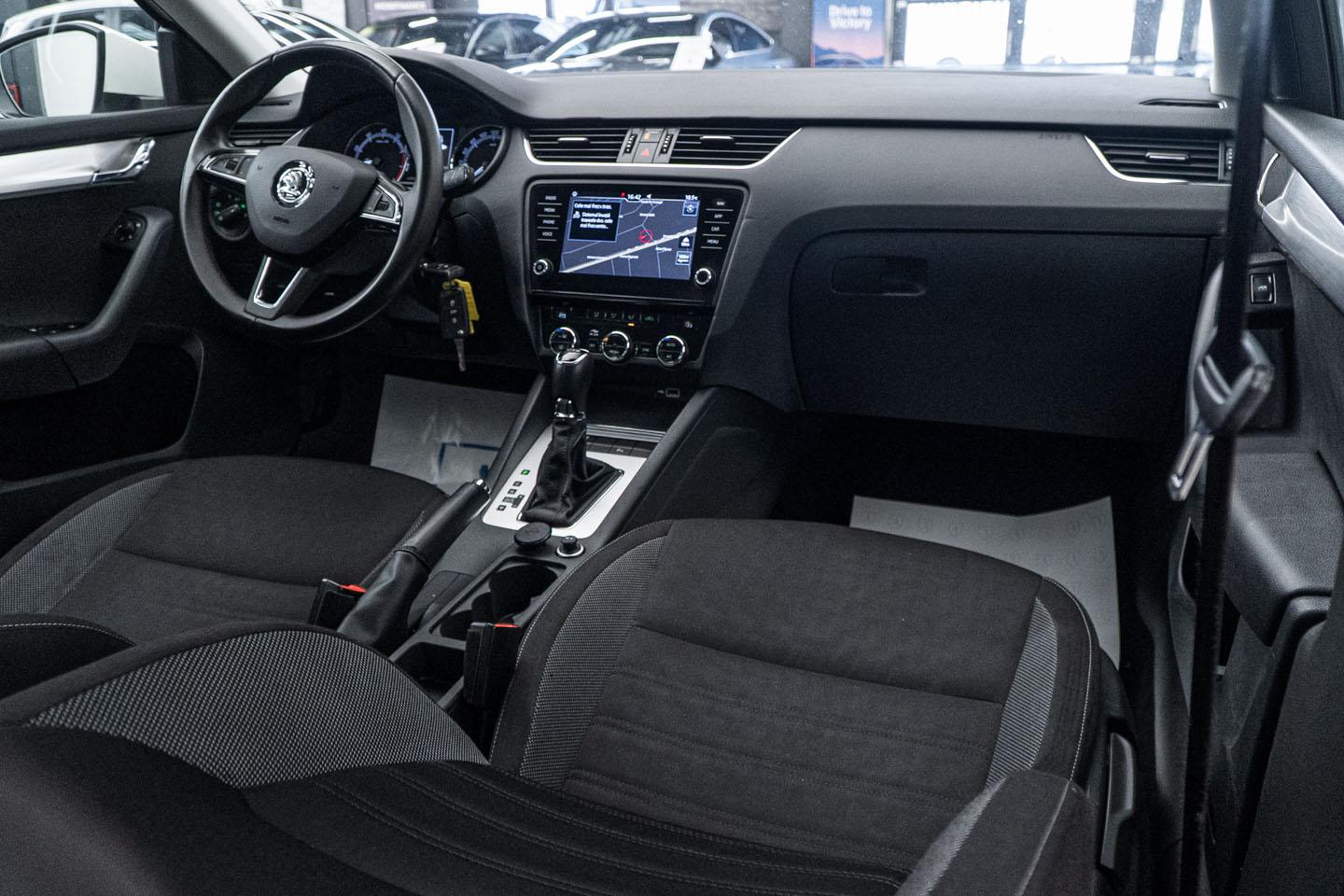 Skoda Octavia — poza 2