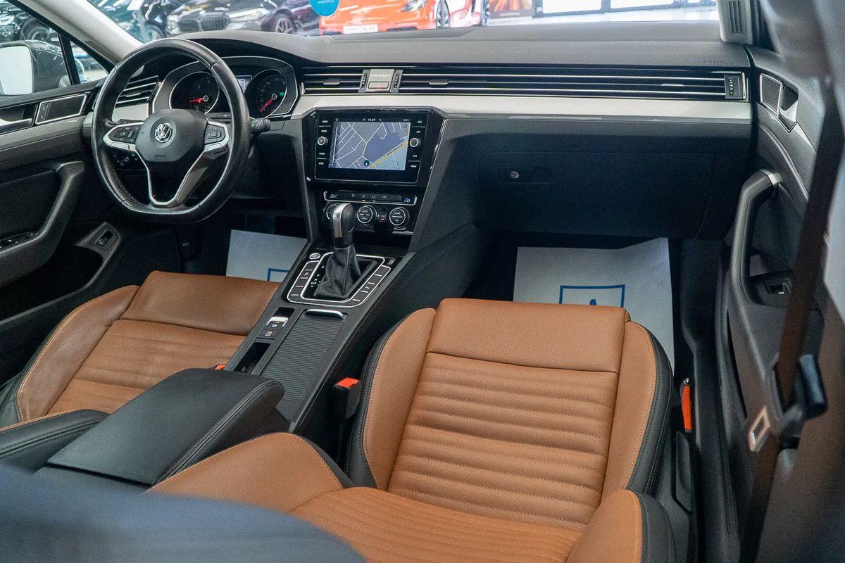 Volkswagen Passat — poza 2