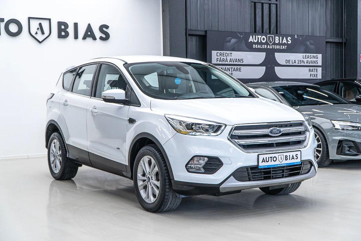 Ford Kuga — poza 3