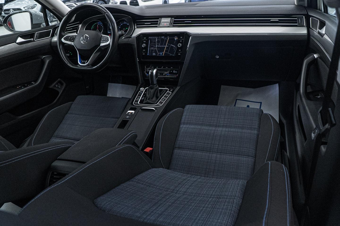 Volkswagen Passat — poza 2
