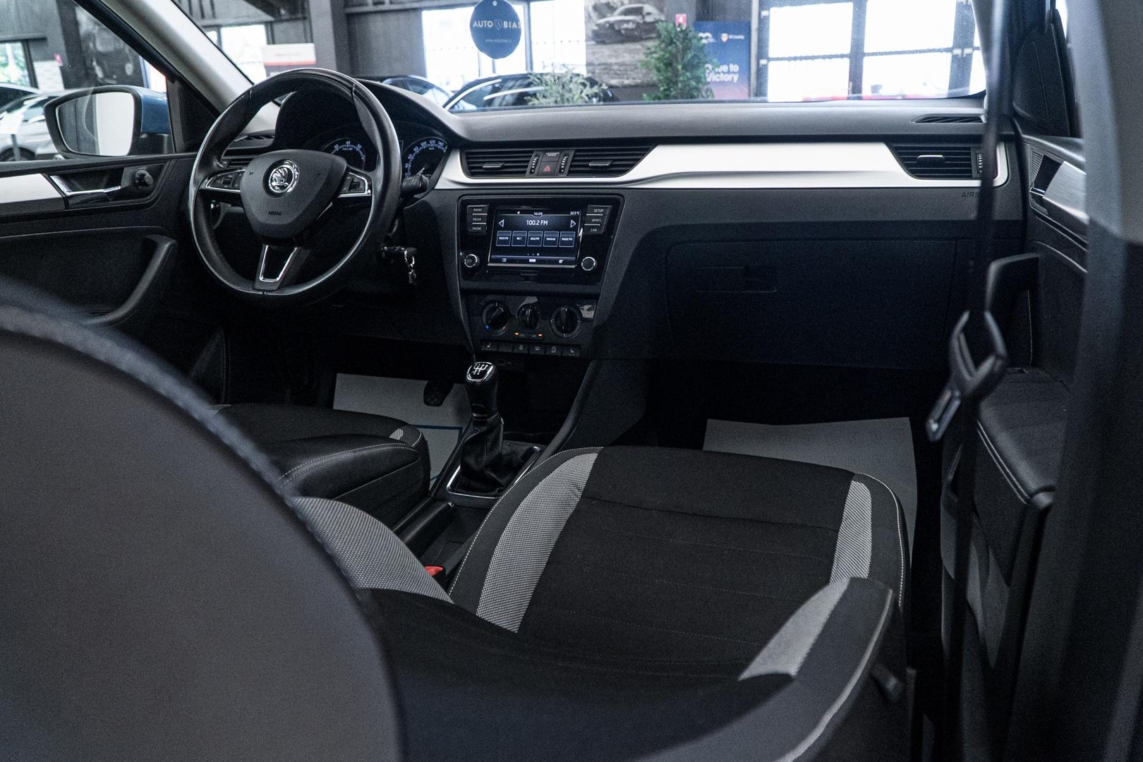 Skoda Rapid — poza 2