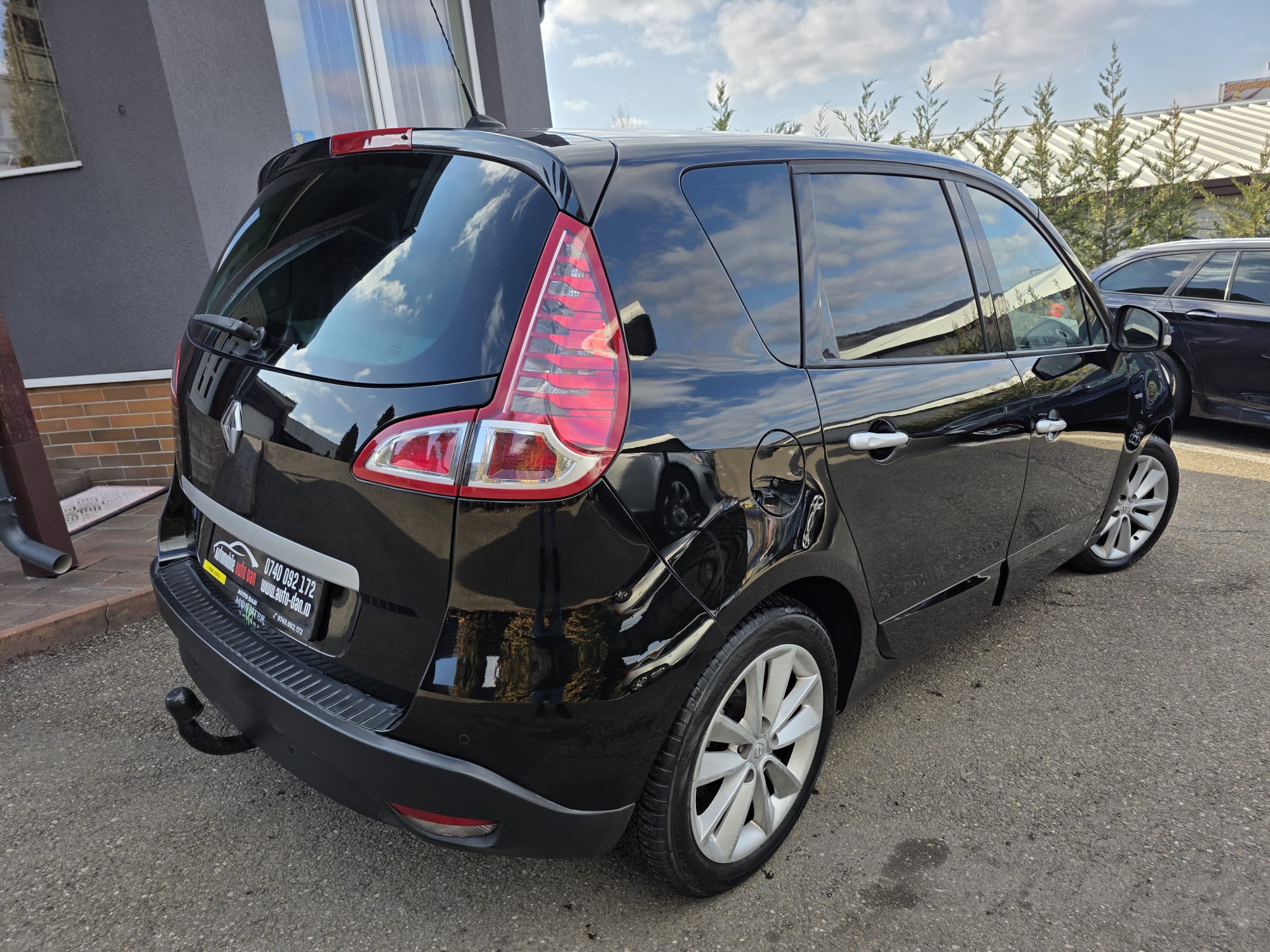 Renault Scenic — poza 3