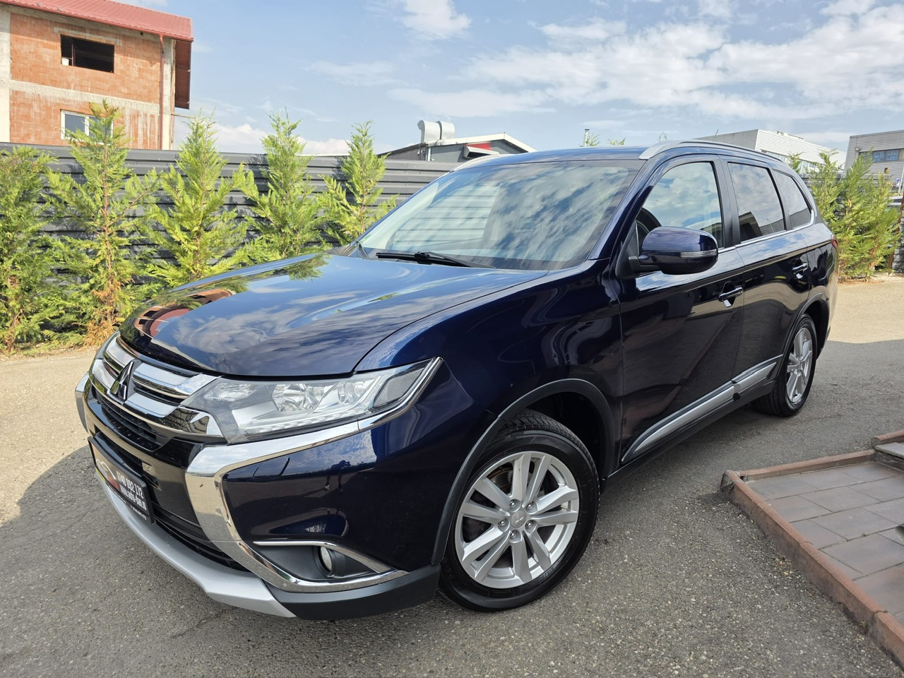 Mitsubishi Outlander — poza 3