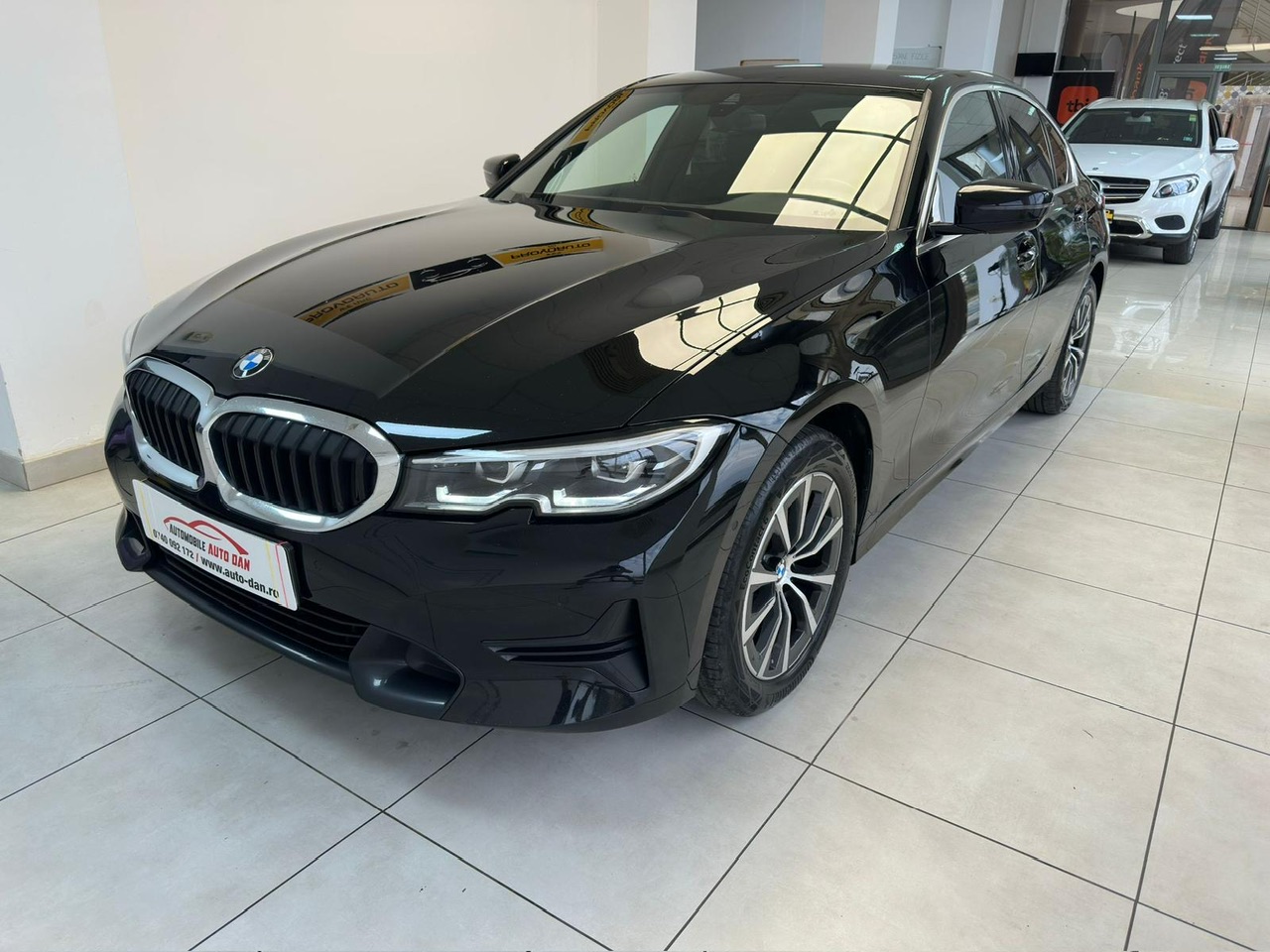 BMW 318 — poza 2