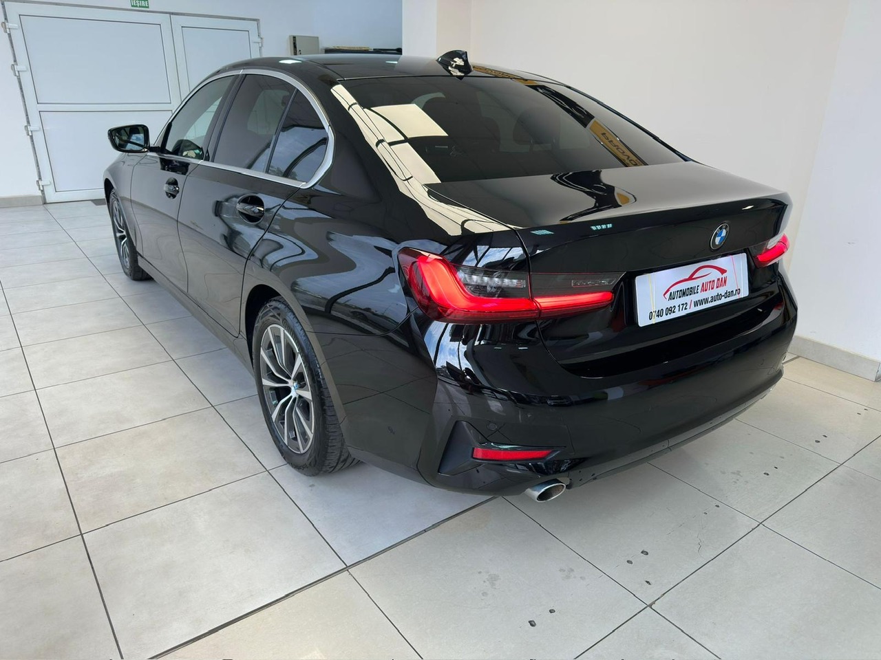 BMW 318 — poza 3