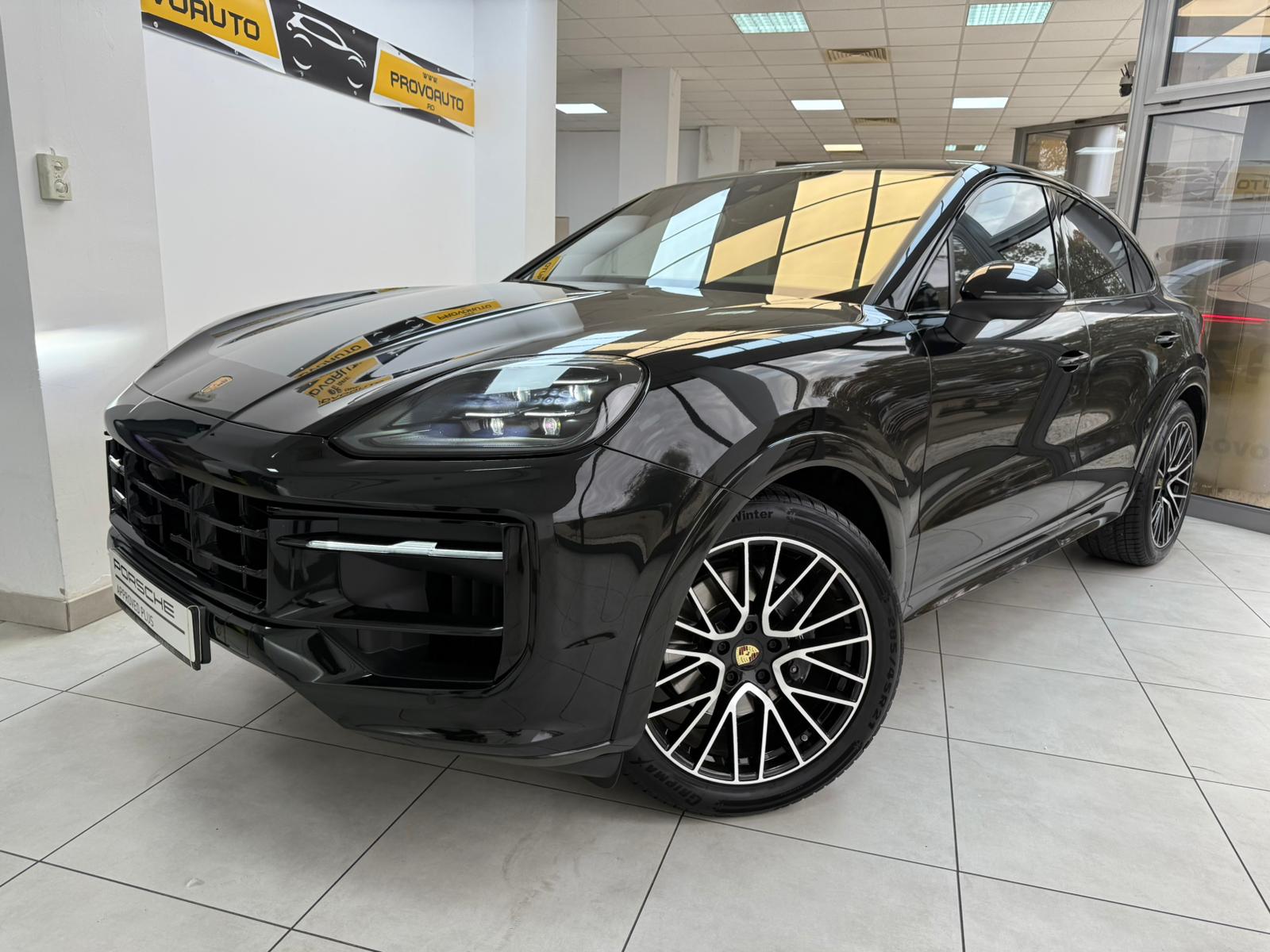 Porsche Cayenne — poza 2