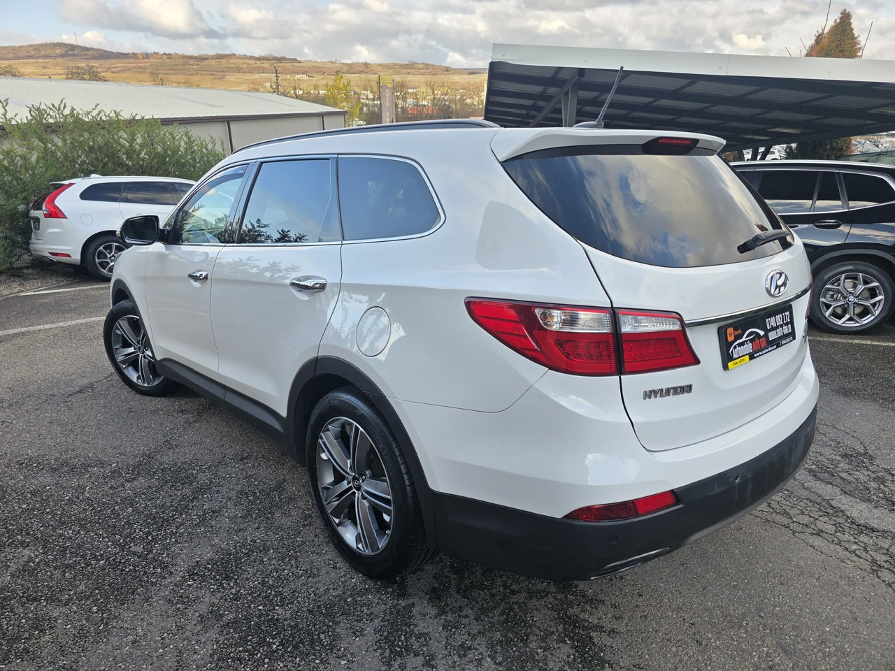 Hyundai Grand-Santa-Fe — poza 3